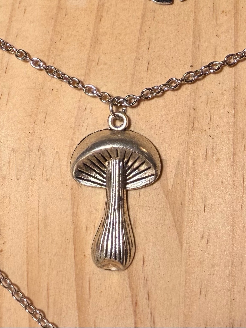 Silver Mushroom Pendant Necklace COSTUME JEWELRY